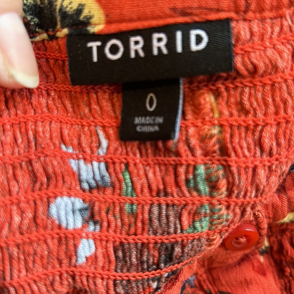 Torrid top - Picture 5 of 6